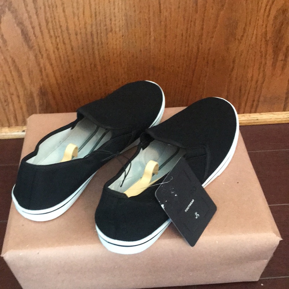“New Arrivals” Brand-nes Men’s ACTIV PRO Slip-On Sneakers In size 11, L Black - Picture 3 of 10